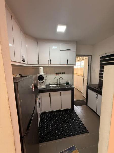 Pangsapuri untuk Dijual di Apartment Seroja - Norisma Hartanah - Kitchen - PropertyGuru.com.my