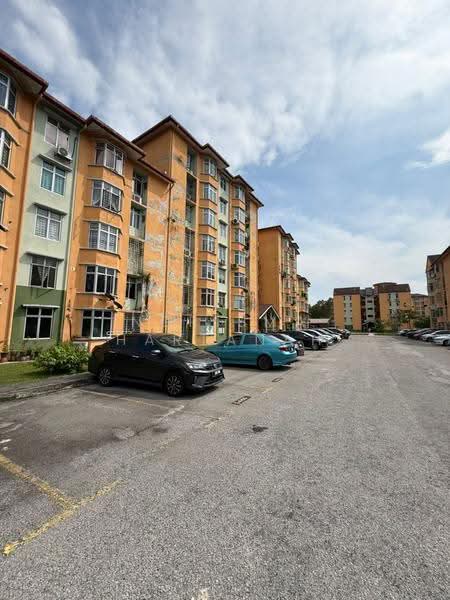 Pangsapuri untuk Dijual di Apartment Seroja - Norisma Hartanah - Exterior - PropertyGuru.com.my