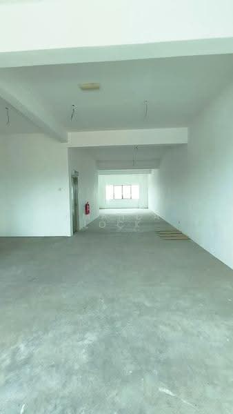 Pejabat untuk Disewa di Taman Bukit Serdang (Seri Kembangan) - Amanda Lock - Interior - PropertyGuru.com.my