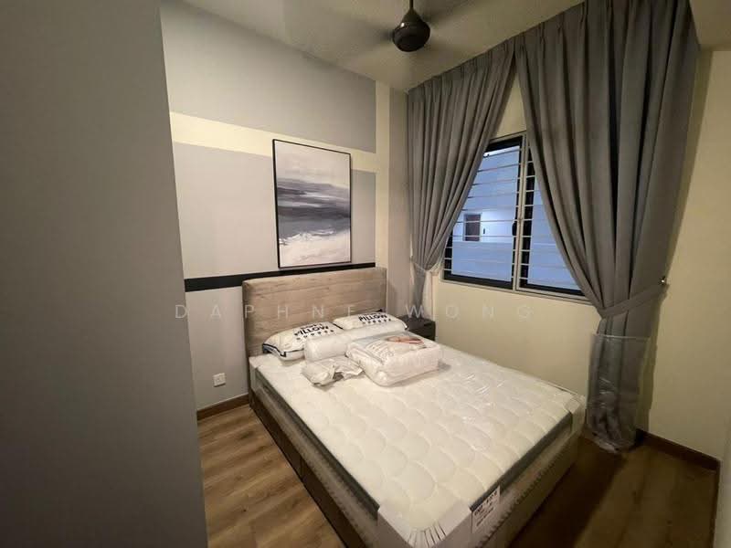 Service Residence for Sale at 8th & Stellar - Daphne Wong - Bedroom - PropertyGuru.com.my