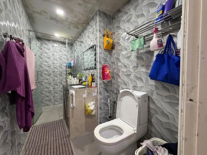 Rumah Teres 2-Tingkat untuk Dijual di Taman Setiawangsa (Setiawangsa) - Azli Ibrahim - Bathroom - PropertyGuru.com.my