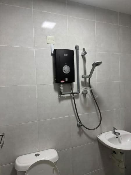 Kediaman Servis untuk Disewa di Saville D'lake - Felicia Ng - Bathroom - PropertyGuru.com.my