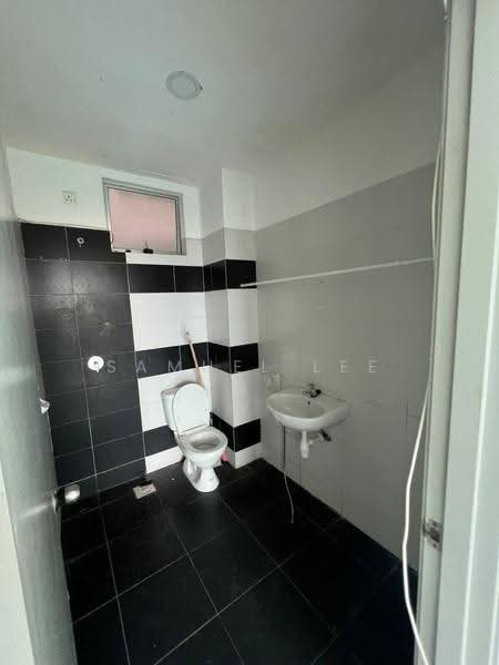 Apartment for Rent at The Twin Residences - Samuel Lee - Bathroom - PropertyGuru.com.my