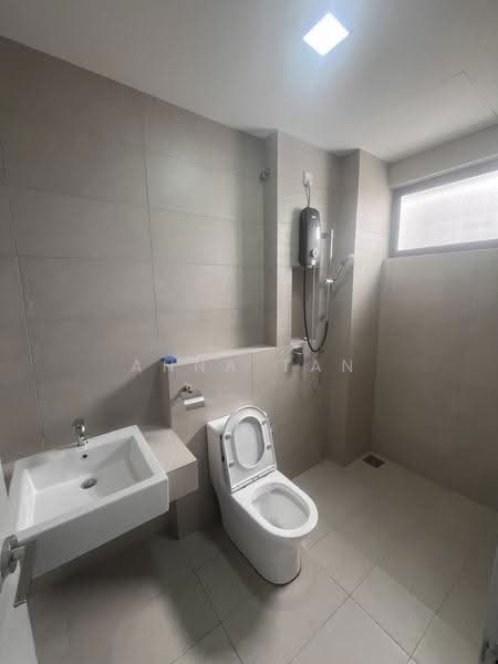 2-storey Terraced House for Rent in Telok Panglima Garang (Selangor) - Anna Tan - Bathroom - PropertyGuru.com.my
