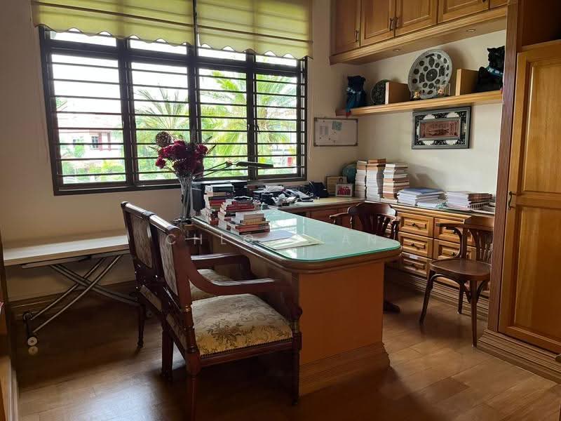 Bungalow House untuk Dijual di Kota Kemuning (Shah Alam) - Chloe Tan - Study - PropertyGuru.com.my