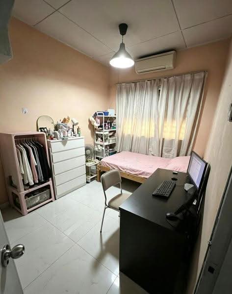1.5-storey Terraced House for Sale in Usj 3 (Subang Jaya) - Yoke Leng Sew - Bedroom - PropertyGuru.com.my
