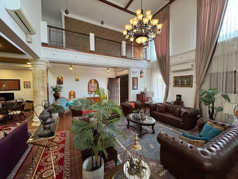 Bungalow House untuk Dijual di D'Kayangan (Shah Alam) - Azli Ibrahim - Living Room - PropertyGuru.com.my