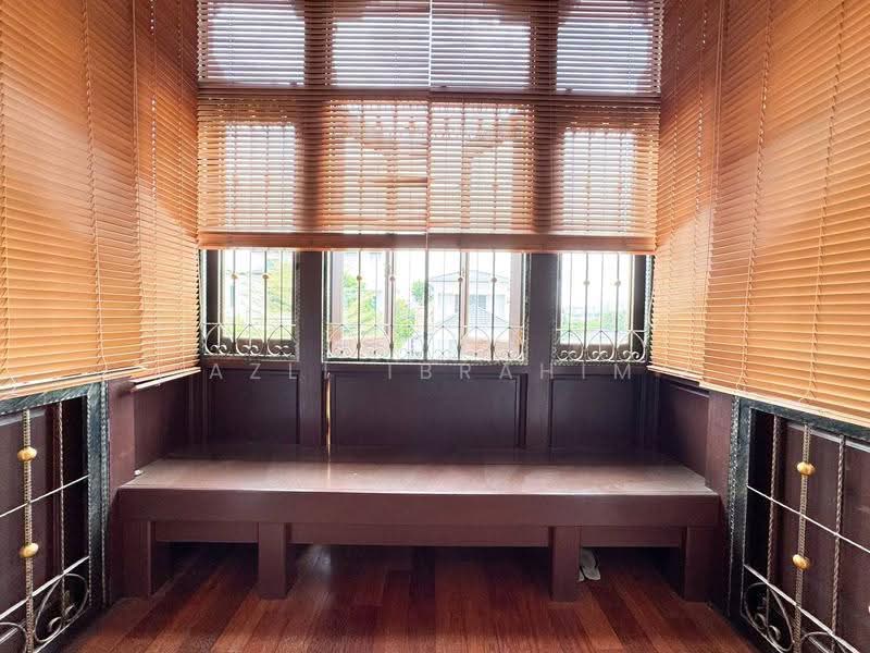 Bungalow House untuk Dijual di D'Kayangan (Shah Alam) - Azli Ibrahim - Balcony - PropertyGuru.com.my
