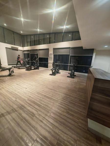 Kediaman Servis untuk Dijual di Emerald Avenue - Suki Tan - Gym - PropertyGuru.com.my