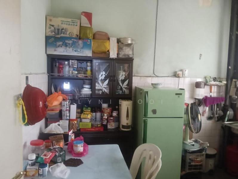 Pangsapuri untuk Dijual di Salak South Garden (Taman Salak Selatan) - Dlynie Ooi - Kitchen - PropertyGuru.com.my