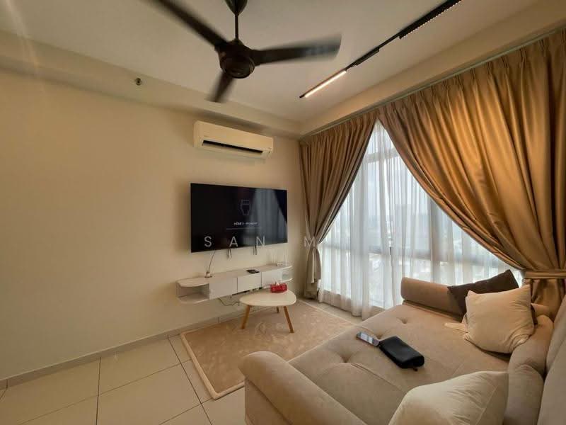 Kediaman Servis untuk Dijual di Kenwingston Square Garden - San MC - Living Room - PropertyGuru.com.my