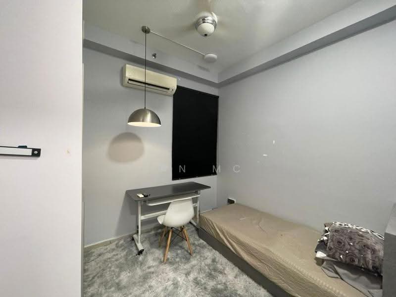 Kediaman Servis untuk Dijual di Kenwingston Square Garden - San MC - Bedroom - PropertyGuru.com.my