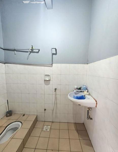 2-storey Terraced House for Sale in Bukit Beruntung (Selangor) - Zann Fauzan - Bathroom - PropertyGuru.com.my