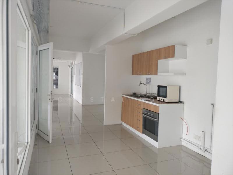 Pejabat untuk Disewa di Cyberjaya (Selangor) - Crystal Low - Kitchen - PropertyGuru.com.my