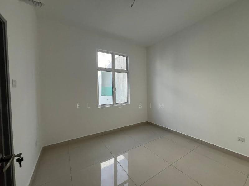 Rumah Teres 2-Tingkat untuk Disewa di Taman Bestari Indah (Ulu Tiram) - Elvis Sim - Interior - PropertyGuru.com.my