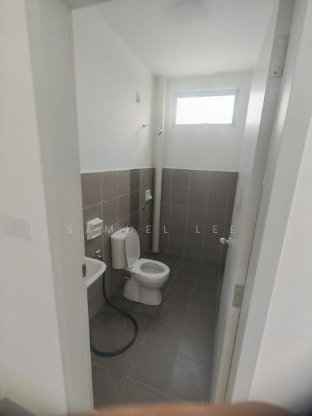 2-storey Terraced House for Rent in Taman Bestari Perdana (Pasir Gudang) - Samuel Lee - Bathroom - PropertyGuru.com.my