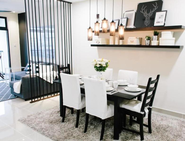 Kondominium untuk Dijual di Tamara - Azli Ibrahim - Dining Room - PropertyGuru.com.my