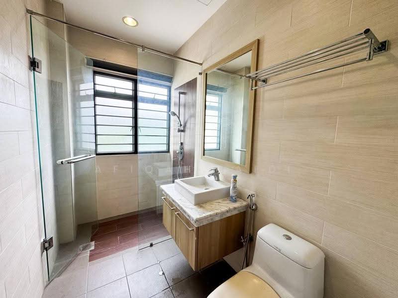 Condominium for Sale at Wickham Manor - Afiqah zaidi - Bathroom - PropertyGuru.com.my