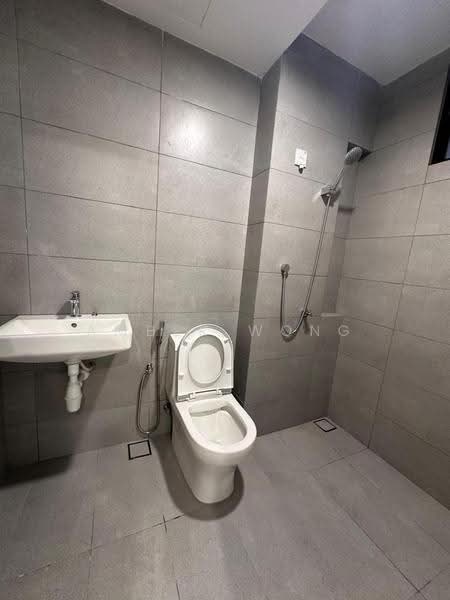 Service Residence for Sale at Vivo Executive Apartment - Amber Wong - Bathroom - PropertyGuru.com.my