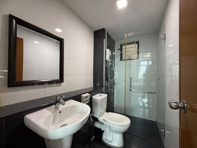 Service Residence for Rent at Sky Gardens Residences - Chew Kian Hong - Bathroom - PropertyGuru.com.my