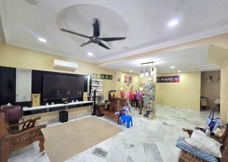 2-storey Terraced House for Sale in Bukit Sentosa (Rawang) - Zann Fauzan - Living Room - PropertyGuru.com.my