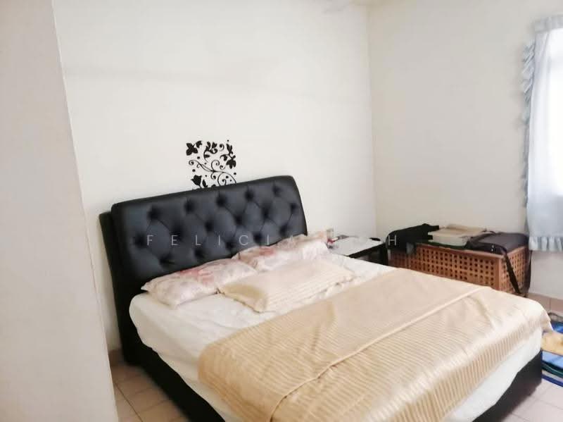 Kondominium untuk Dijual di Perdana Exclusive - Felicia Poh - Bedroom - PropertyGuru.com.my