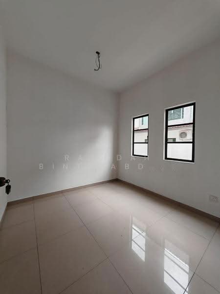 Bungalow House untuk Dijual di Taman Astana Indah (Bangi) - Rafedah Binti Abdul Aziz - Interior - PropertyGuru.com.my