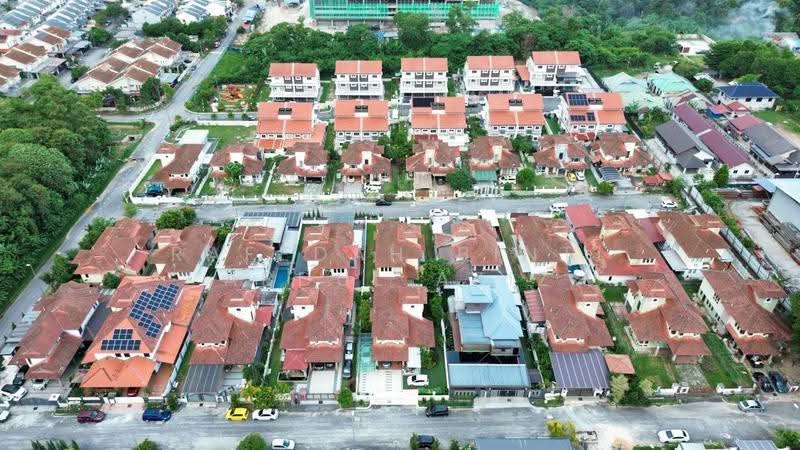 Bungalow House untuk Dijual di Taman Astana Indah (Bangi) - Rafedah Binti Abdul Aziz - Exterior - PropertyGuru.com.my