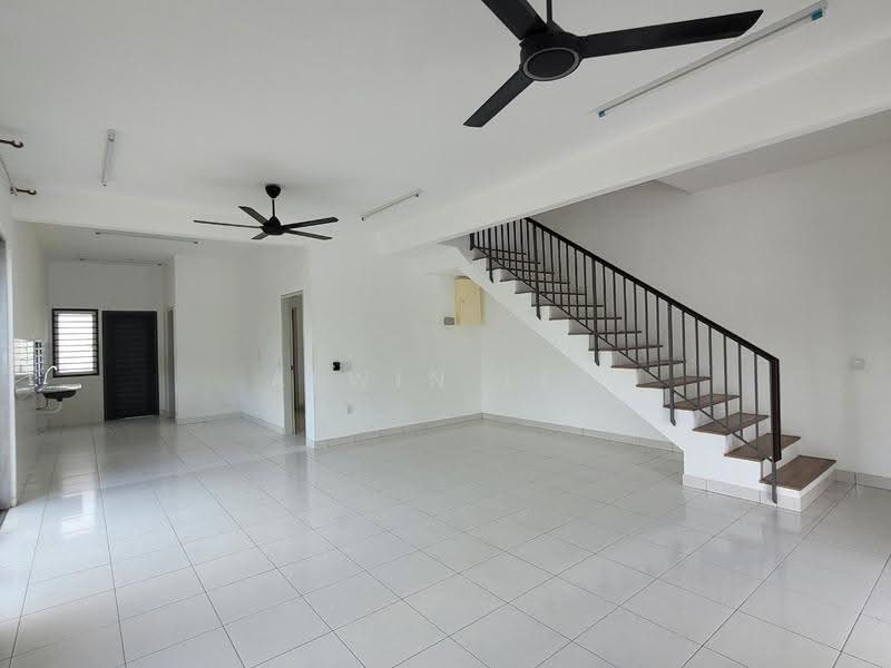 2-storey Terraced House for Sale in Bandar Bukit Raja (Klang) - Alwin Lee - Living Room - PropertyGuru.com.my
