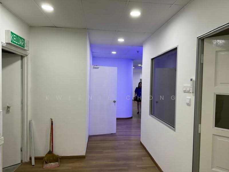 Pejabat untuk Dijual di KL City Centre (Kuala Lumpur) - Kweenie Chong - Corridor - PropertyGuru.com.my