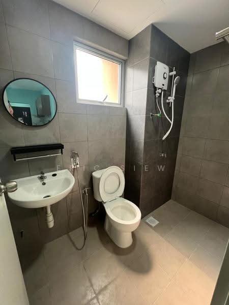 Kondominium untuk Disewa di Residensi Sateria - Eric Siew - Bathroom - PropertyGuru.com.my
