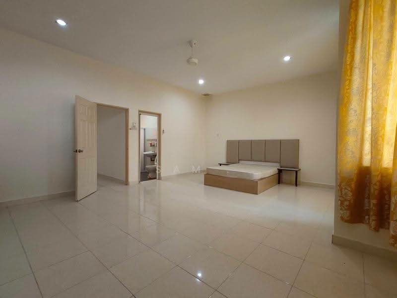 Rumah Teres 2.5-Tingkat untuk Dijual di Panorama Lapangan Perdana (Ipoh) - Sam . - Bedroom - PropertyGuru.com.my