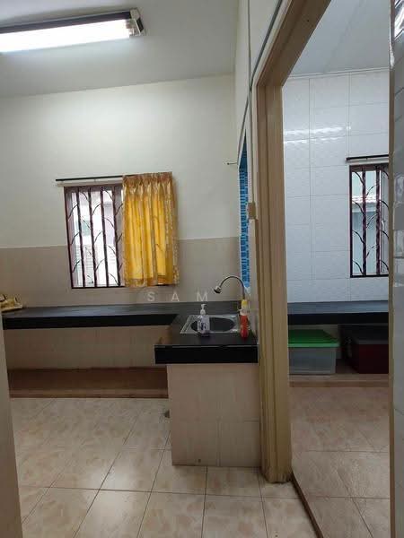 Rumah Teres 2.5-Tingkat untuk Dijual di Panorama Lapangan Perdana (Ipoh) - Sam . - Kitchen - PropertyGuru.com.my