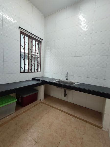 Rumah Teres 2.5-Tingkat untuk Dijual di Panorama Lapangan Perdana (Ipoh) - Sam . - Kitchen - PropertyGuru.com.my