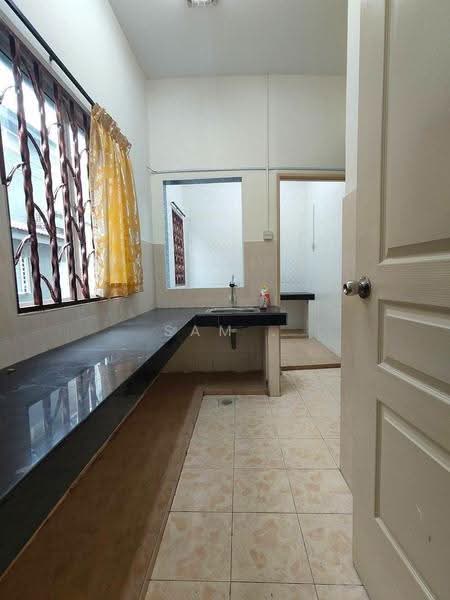 Rumah Teres 2.5-Tingkat untuk Dijual di Panorama Lapangan Perdana (Ipoh) - Sam . - Kitchen - PropertyGuru.com.my