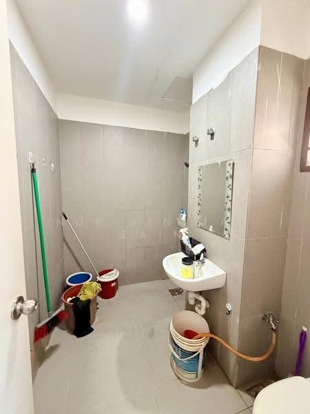 2-storey Terraced House for Sale in Banting (Selangor) - Nur Ain Mat Zain - Bathroom - PropertyGuru.com.my