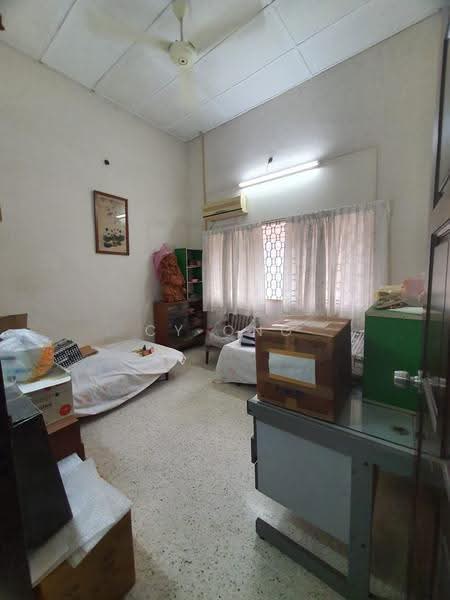 Semi-Detached House for Sale in Kampung Batu Lanchang (Jelutong) - CY Ong - Interior - PropertyGuru.com.my