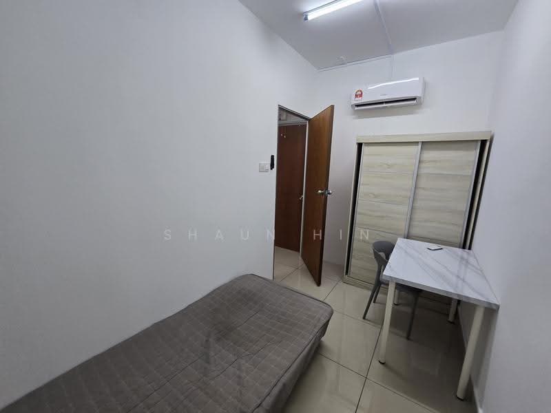 Kediaman Servis untuk Disewa di Pacific Place - Shaun Hin - Bedroom - PropertyGuru.com.my