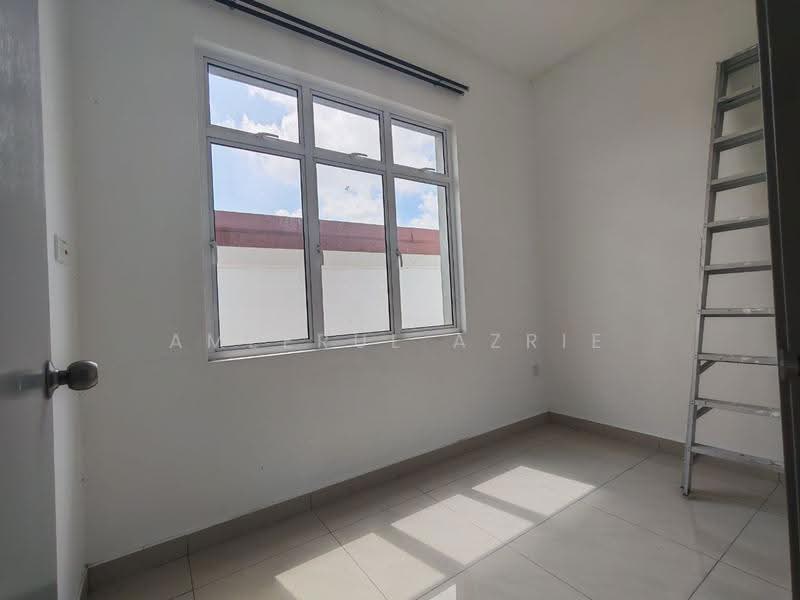 Rumah Berkembar untuk Dijual di Taman Perpaduan (Pontian) - Ameerul Azrie - Interior - PropertyGuru.com.my