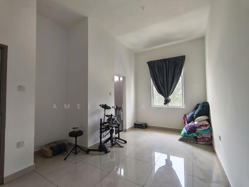 Rumah Berkembar untuk Dijual di Taman Perpaduan (Pontian) - Ameerul Azrie - Interior - PropertyGuru.com.my