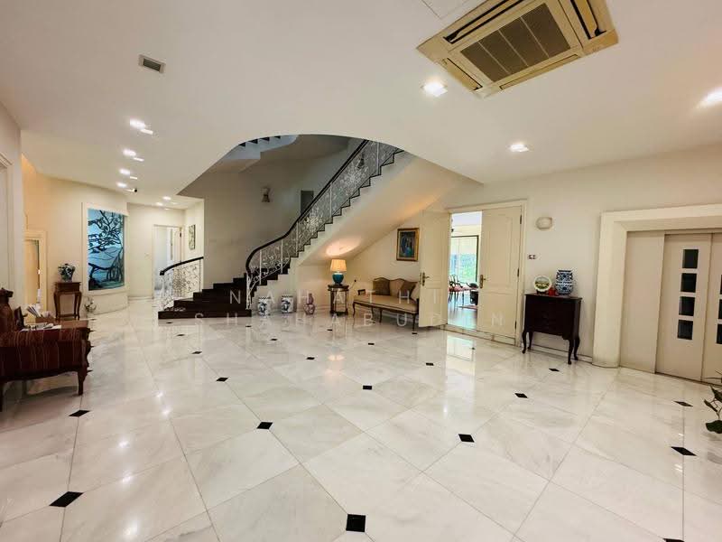 Bungalow House untuk Dijual di SS19 (Subang Jaya) - Nahathir Shahabudin - Entrance - PropertyGuru.com.my