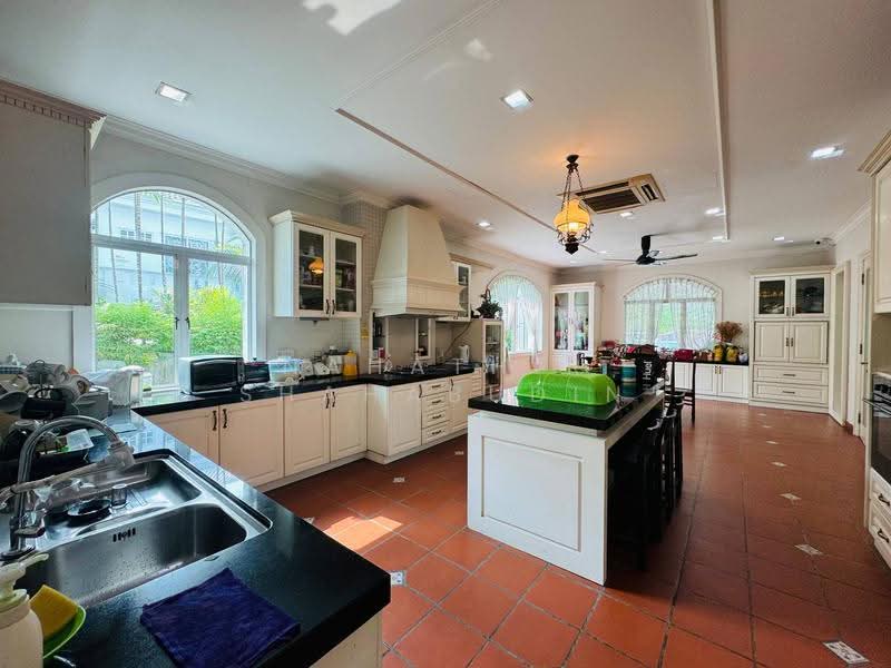 Bungalow House untuk Dijual di SS19 (Subang Jaya) - Nahathir Shahabudin - Kitchen - PropertyGuru.com.my