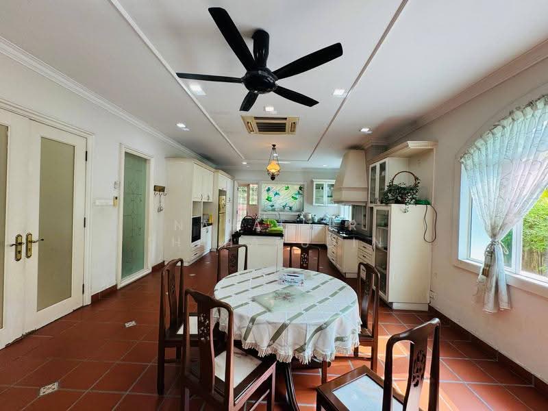 Bungalow House untuk Dijual di SS19 (Subang Jaya) - Nahathir Shahabudin - Kitchen - PropertyGuru.com.my