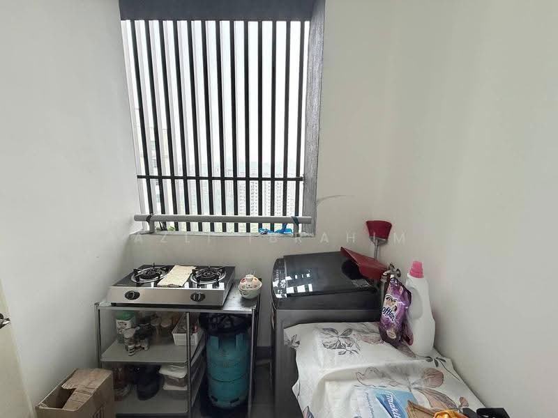 Kondominium untuk Dijual di Anggun Lumayan - Azli Ibrahim - Balcony - PropertyGuru.com.my