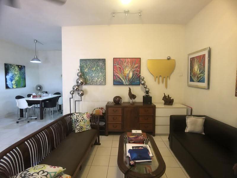 Rumah Teres 2-Tingkat untuk Dijual di Seksyen 4 (Kota Damansara) - Feisal . - Living Room - PropertyGuru.com.my
