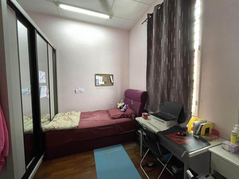 Rumah Teres 2-Tingkat untuk Dijual di Seksyen 4 (Kota Damansara) - Feisal . - Bedroom - PropertyGuru.com.my