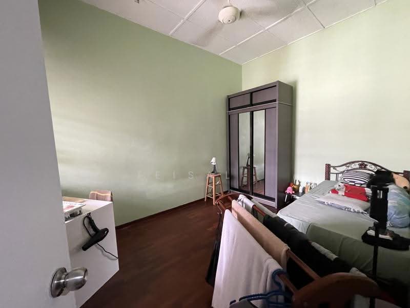 Rumah Teres 2-Tingkat untuk Dijual di Seksyen 4 (Kota Damansara) - Feisal . - Bedroom - PropertyGuru.com.my
