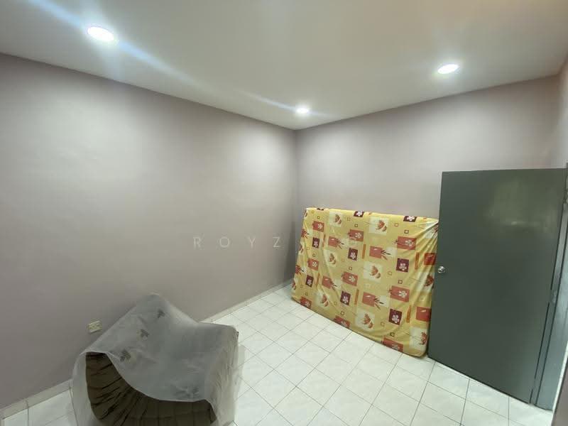 1-storey Terraced House for Sale in Taman Bukit Jaya (Ulu Tiram) - Royz Ng - Interior - PropertyGuru.com.my