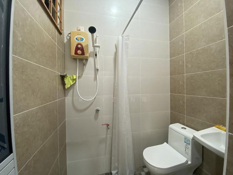 1-storey Terraced House for Sale in Taman Bukit Jaya (Ulu Tiram) - Royz Ng - Bathroom - PropertyGuru.com.my
