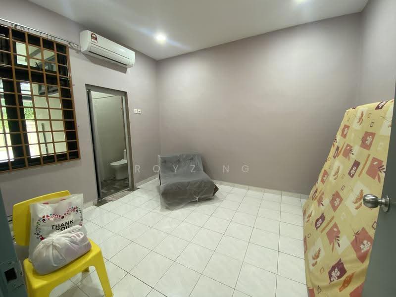 1-storey Terraced House for Sale in Taman Bukit Jaya (Ulu Tiram) - Royz Ng - Bathroom - PropertyGuru.com.my